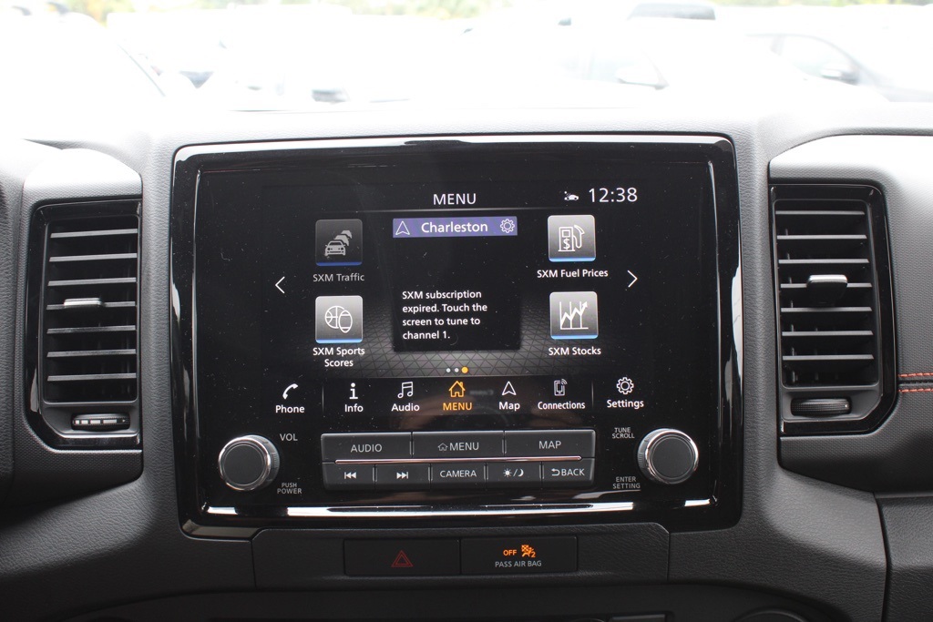 2022 Nissan Frontier Crew Cab PRO-X photo 23
