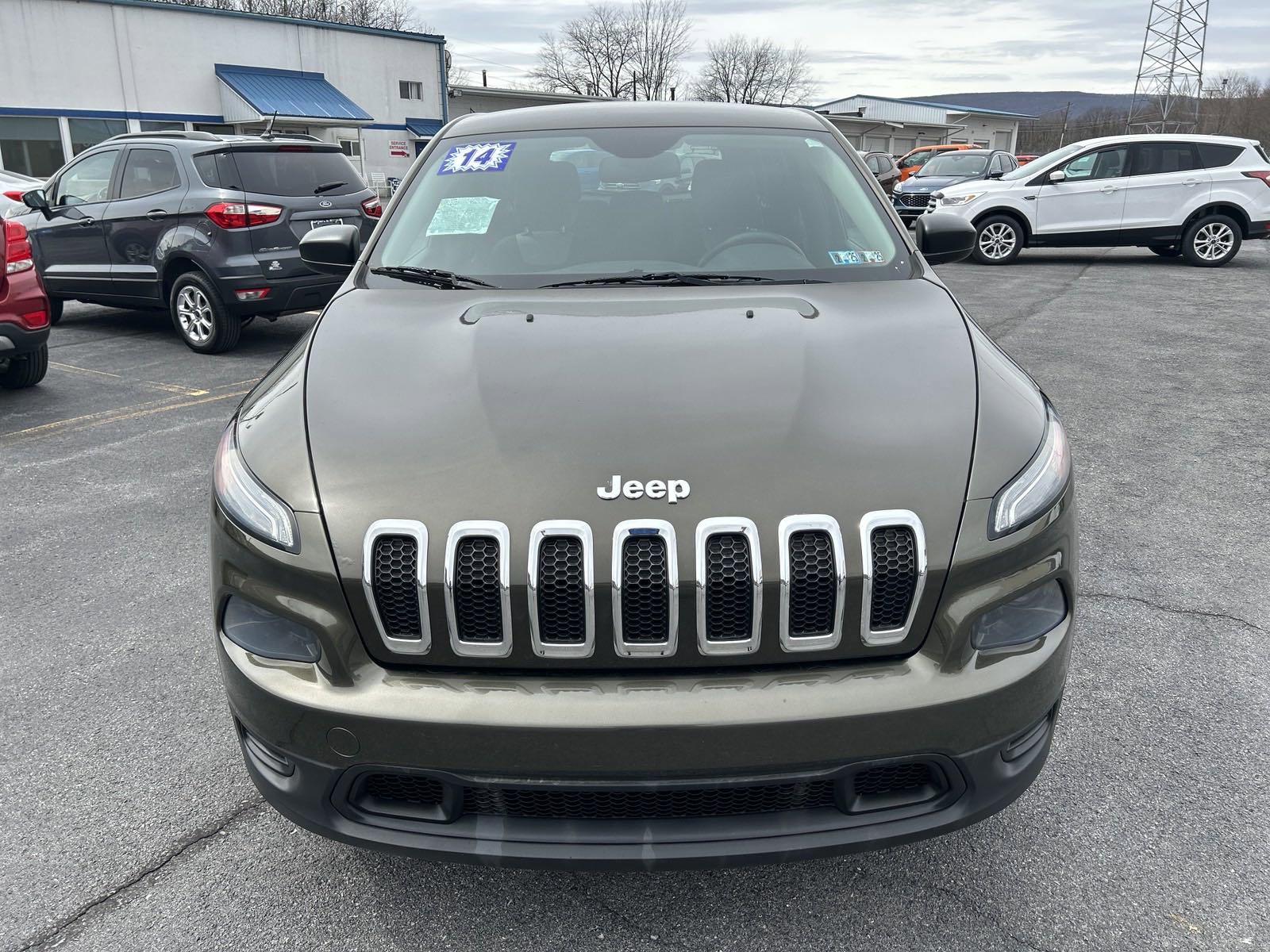 Used 2014 Jeep Cherokee Sport with VIN 1C4PJMAB0EW286729 for sale in Tyrone, PA