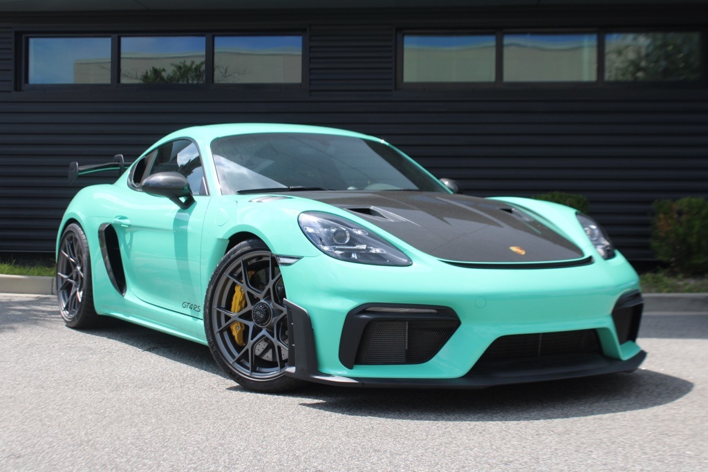 2024 Porsche Cayman GT4 RS photo 9