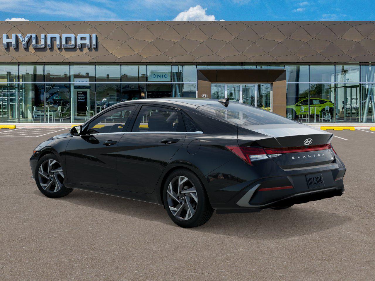 2025 Hyundai Elantra Hybrid Limited photo 4