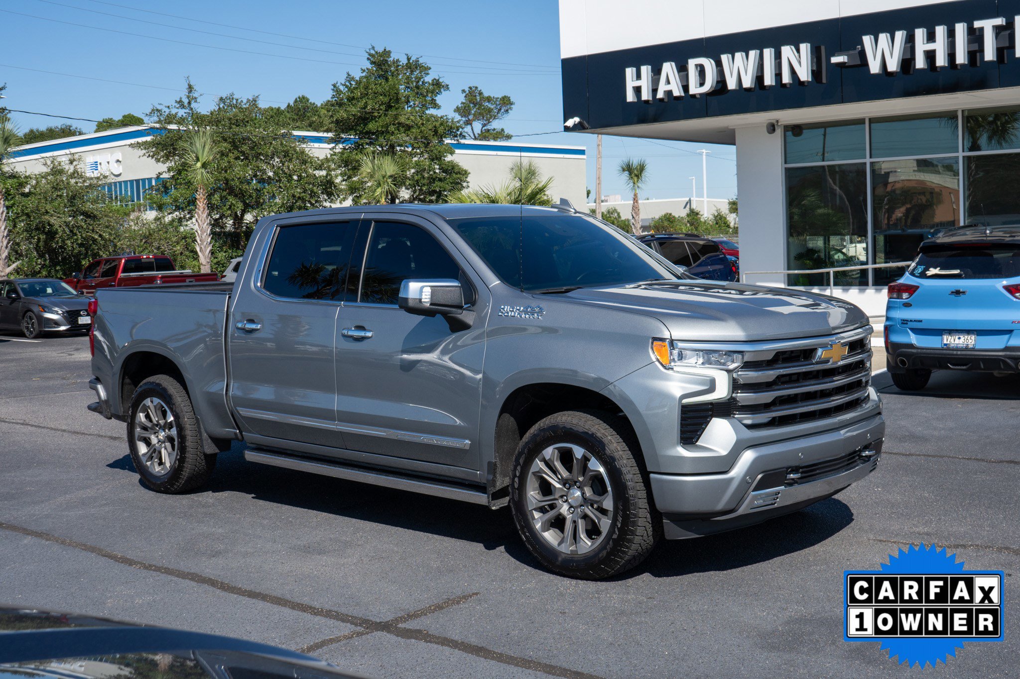 2025 Chevrolet Silverado 1500 High Country's photo