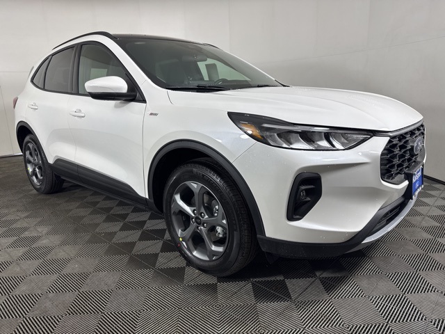 2026 Ford Escape ST-Line Select's photo