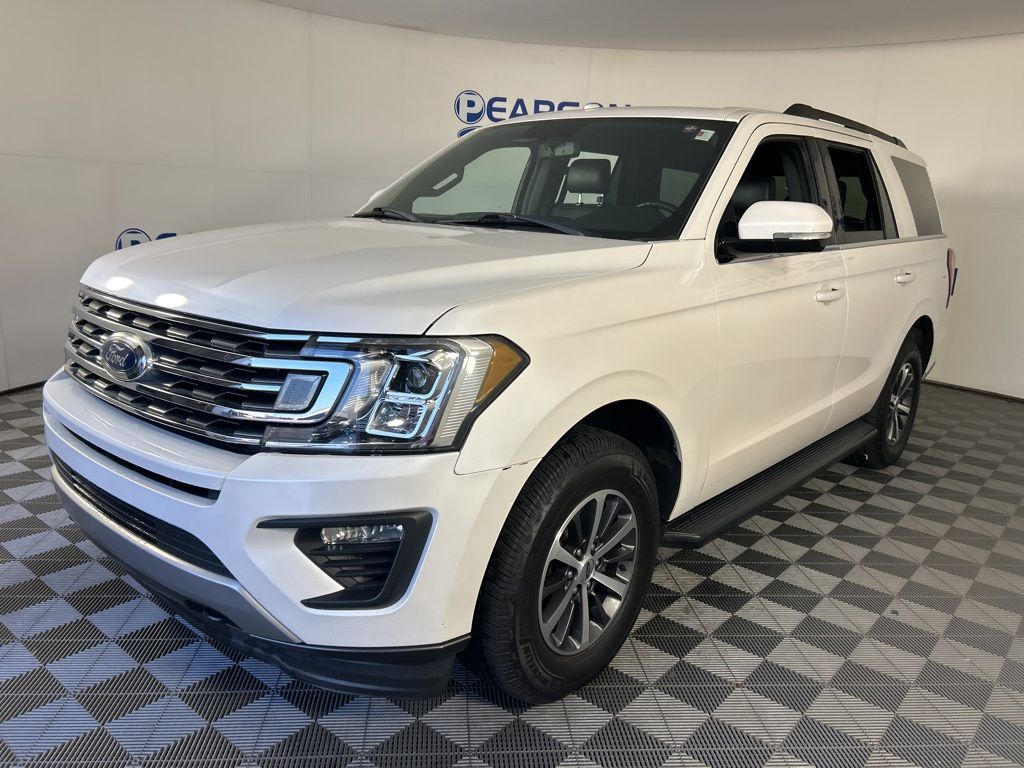 Used 2018 Ford Expedition XLT with VIN 1FMJU1JT3JEA31248 for sale in Zionsville, IN