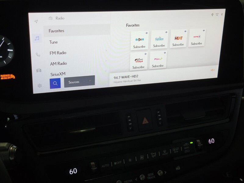 2023 Lexus ES 350 photo 21