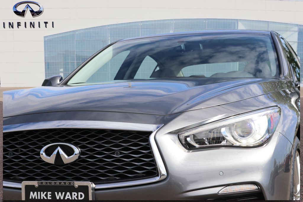 2024 Infiniti Q50 LUXE photo 8