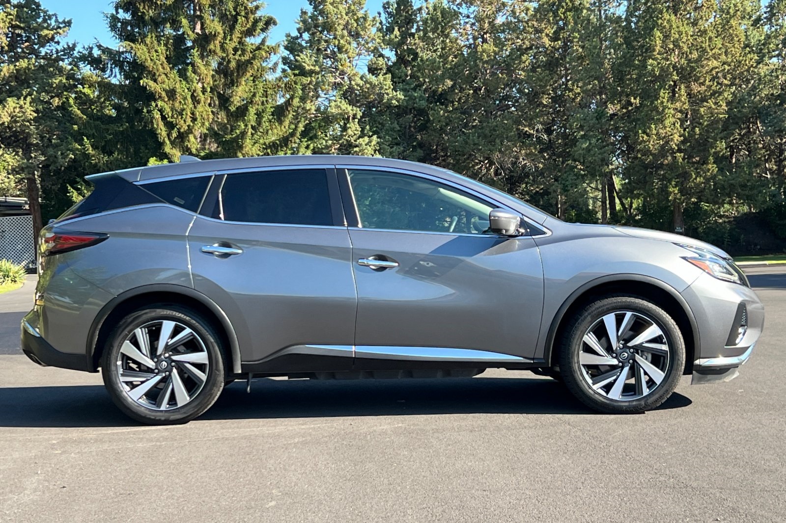2023 Nissan Murano SL photo 2