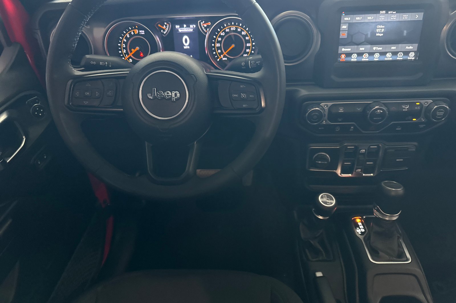 2023 Jeep Gladiator Sport S photo 13