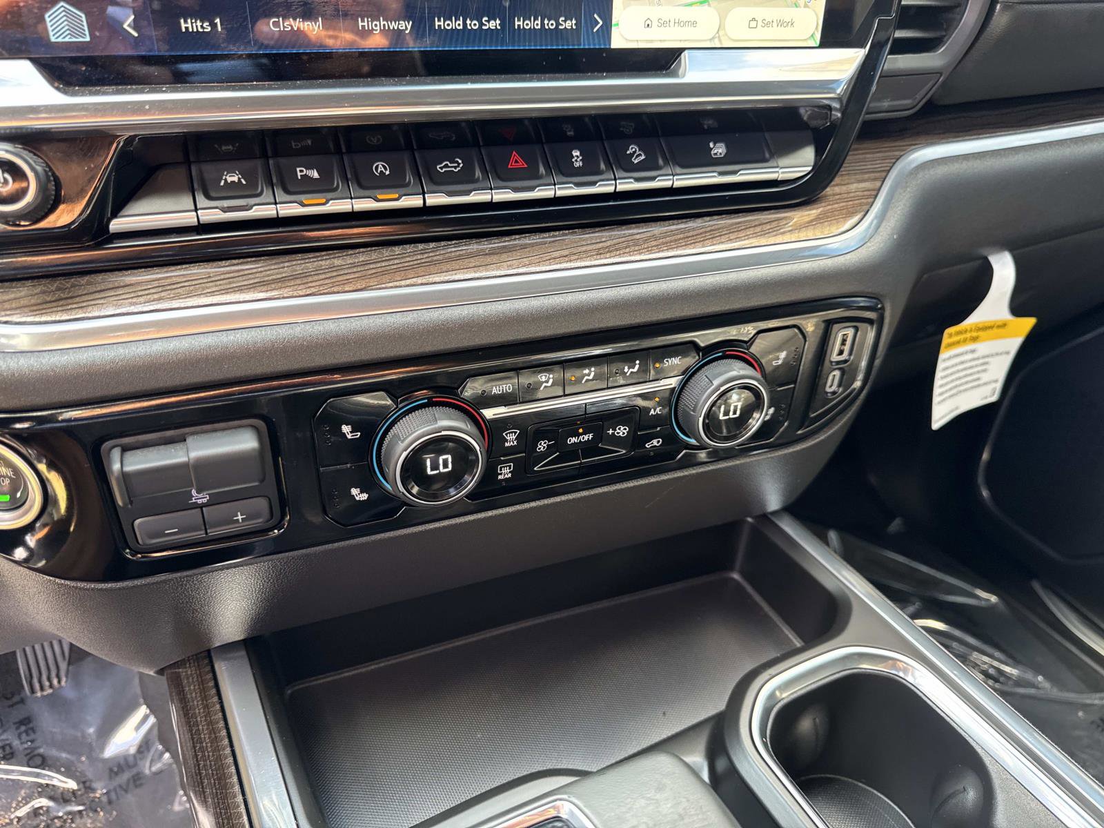 2025 Chevrolet Silverado 1500 LT Trail Boss photo 22