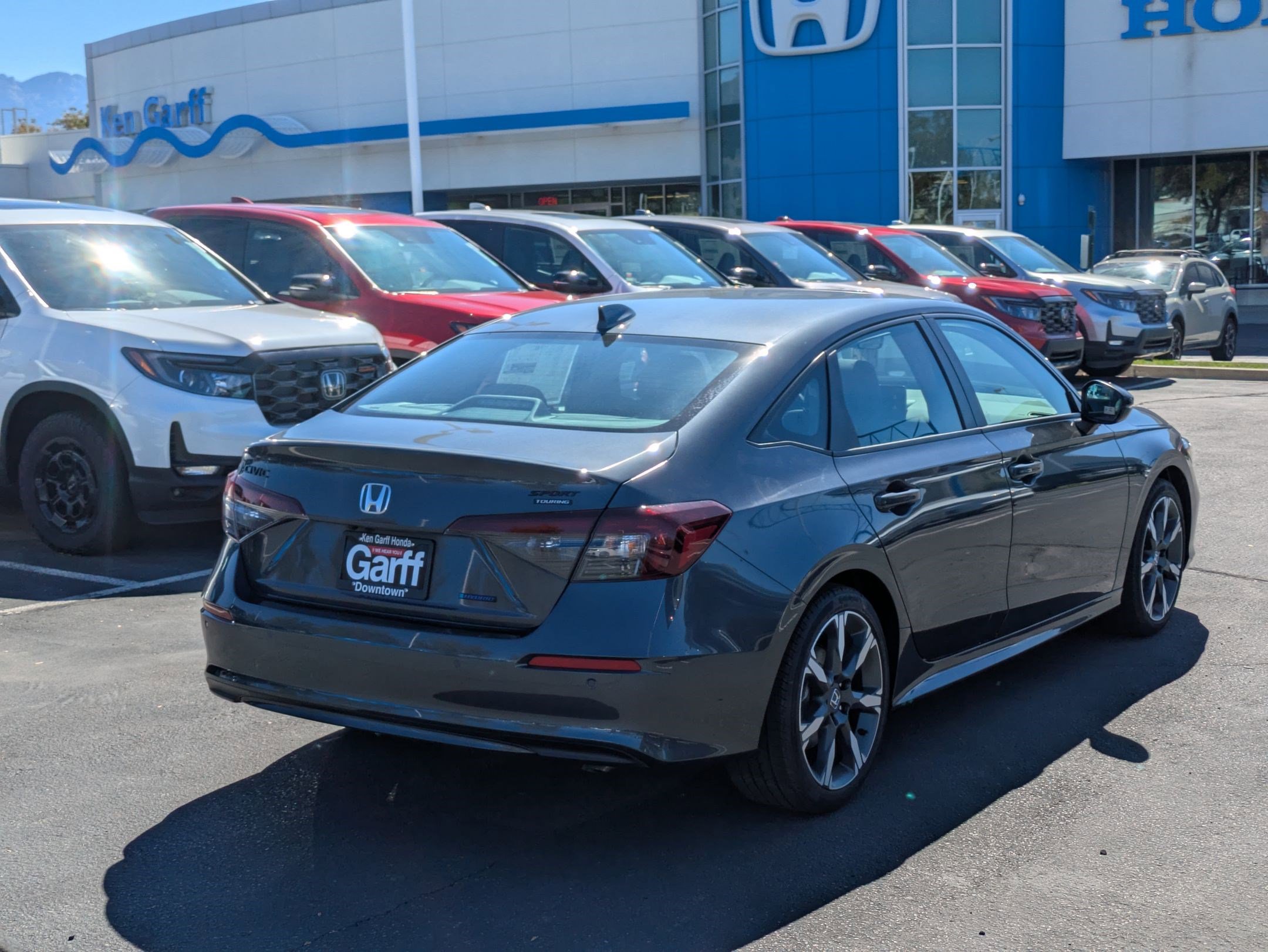 2026 Honda Civic Hybrid Sport Touring photo 3