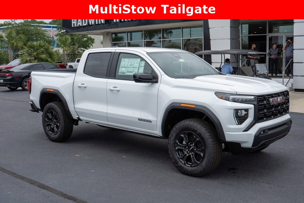 2025 GMC Canyon Elevation's photo