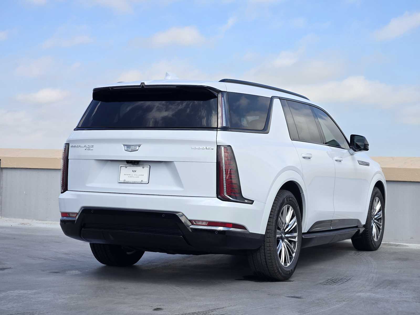 2026 Cadillac Escalade Sport photo 2