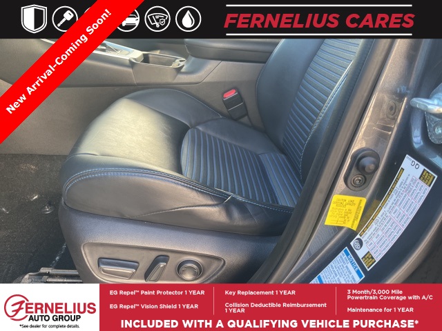 2019 Toyota RAV4 Hybrid XSE photo 4