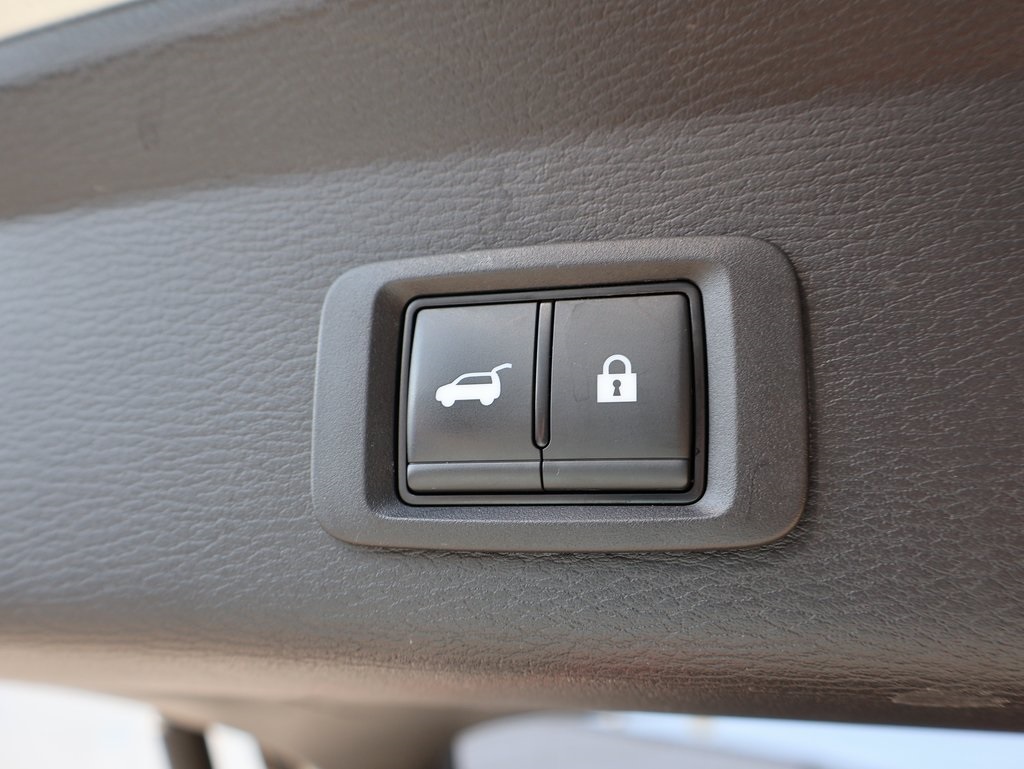 2024 Mitsubishi Outlander SE photo 16