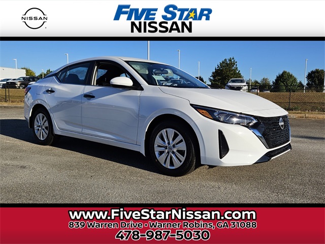 2025 Nissan Sentra S's photo