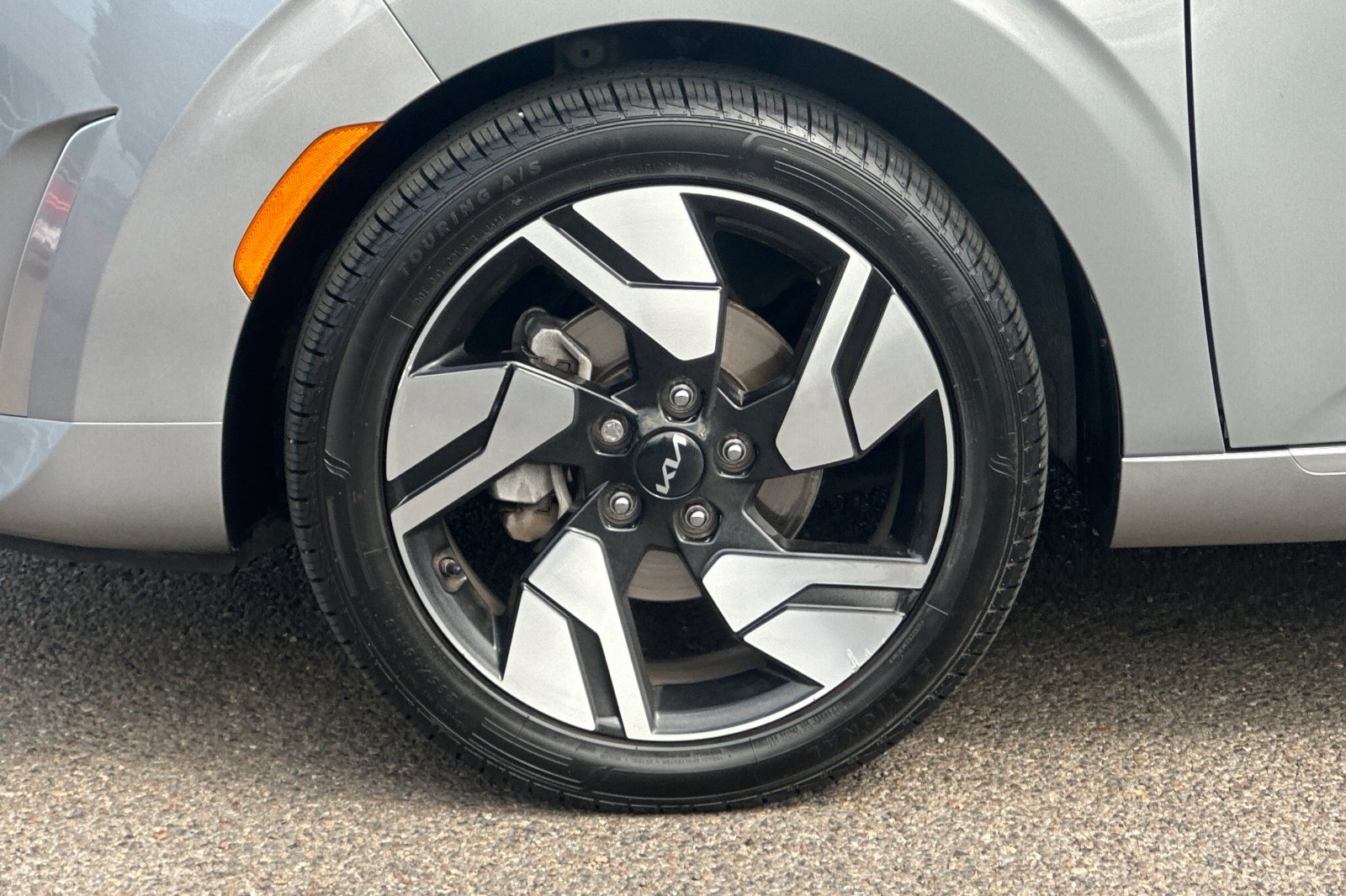 2023 Kia Soul GT-Line photo 23