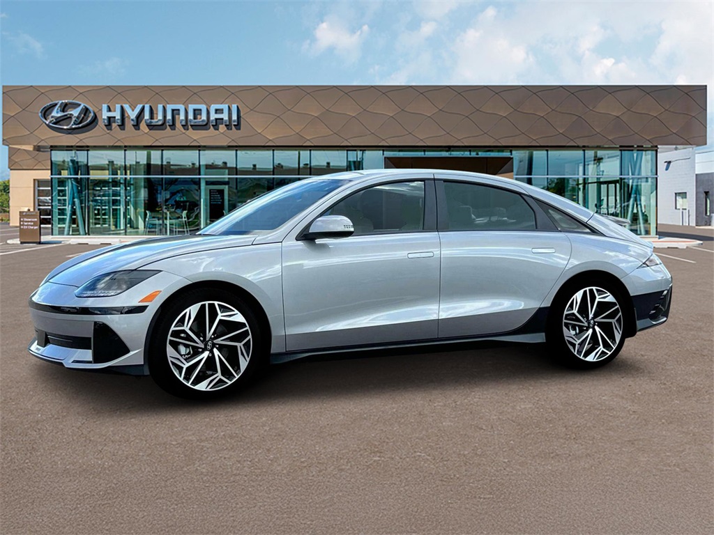 2025 Hyundai Ioniq 6 SEL photo 2