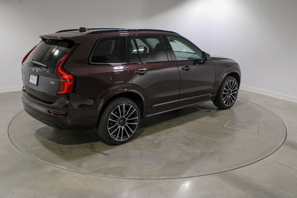 2026 Volvo XC90 photo 4