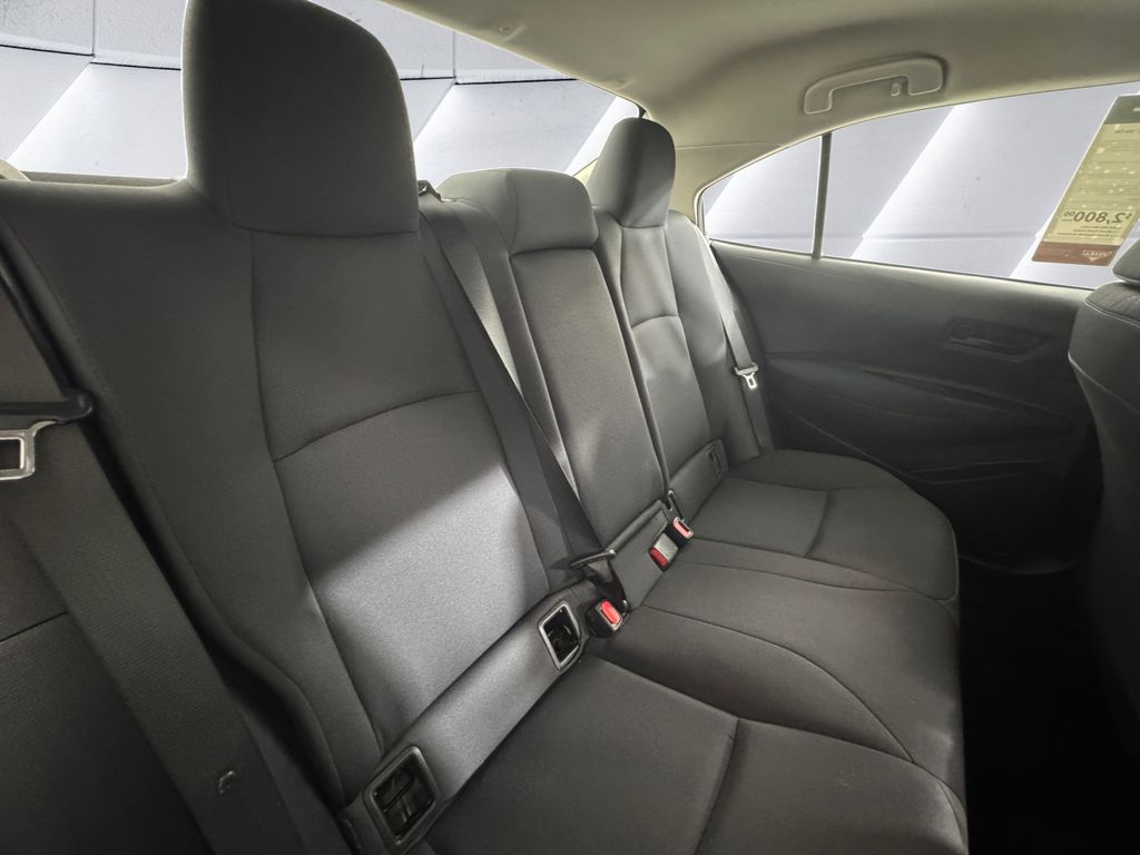 2023 Toyota Corolla LE photo 16