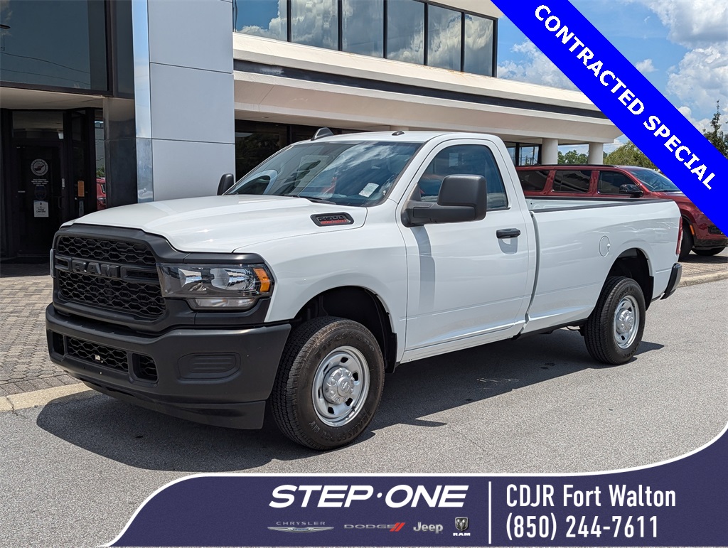 2023 Ram 2500 Tradesman photo 7
