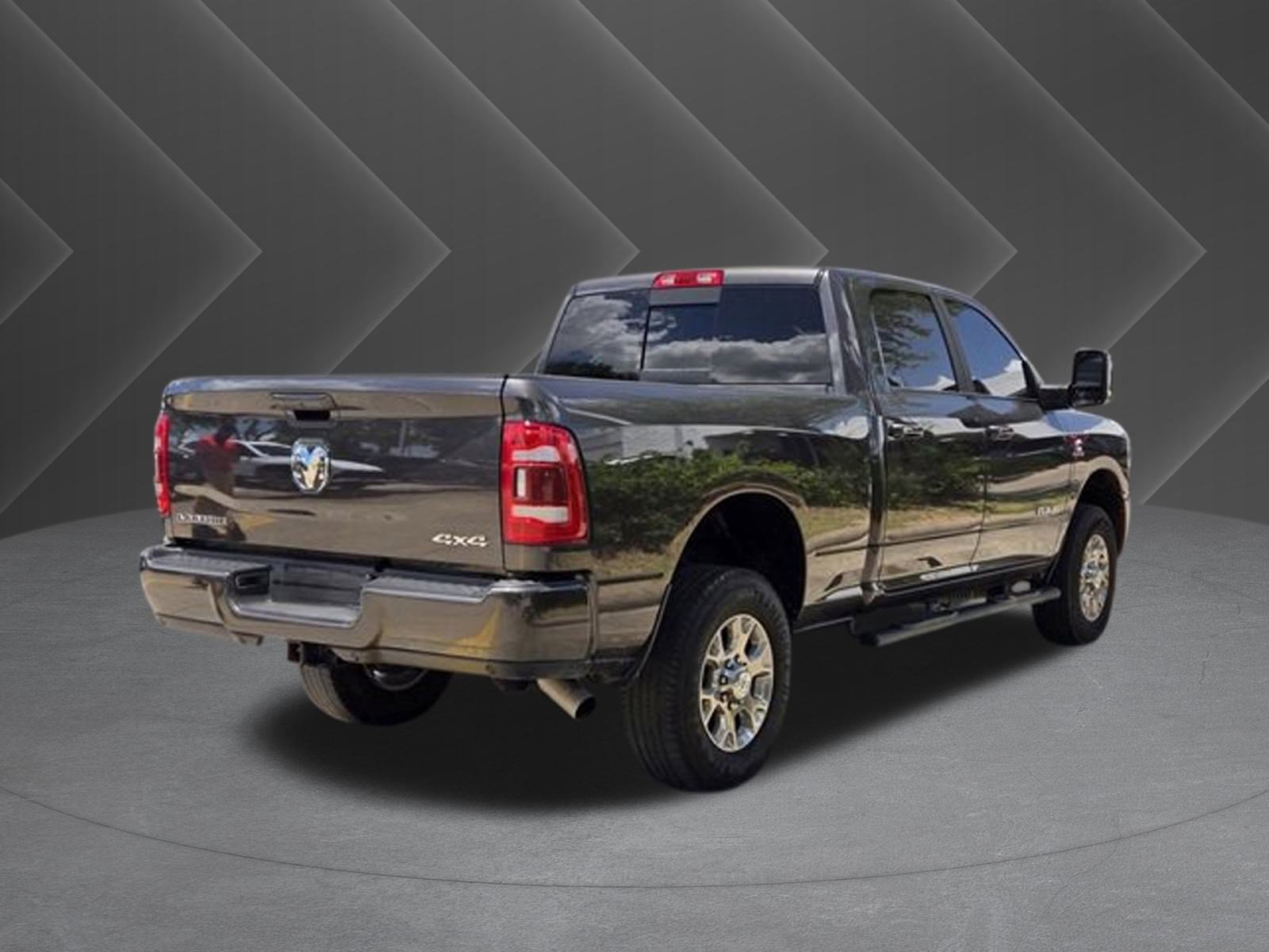 2024 Ram 2500 Laramie photo 4