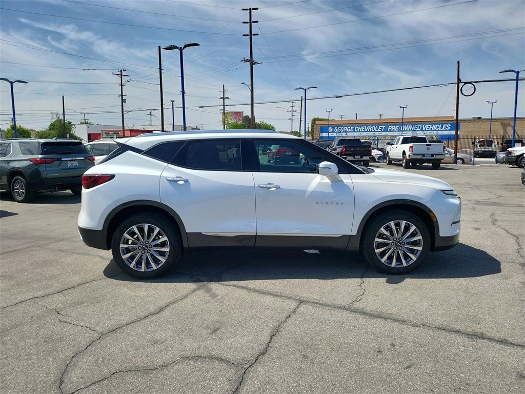 2023 Chevrolet Blazer Premier photo 25