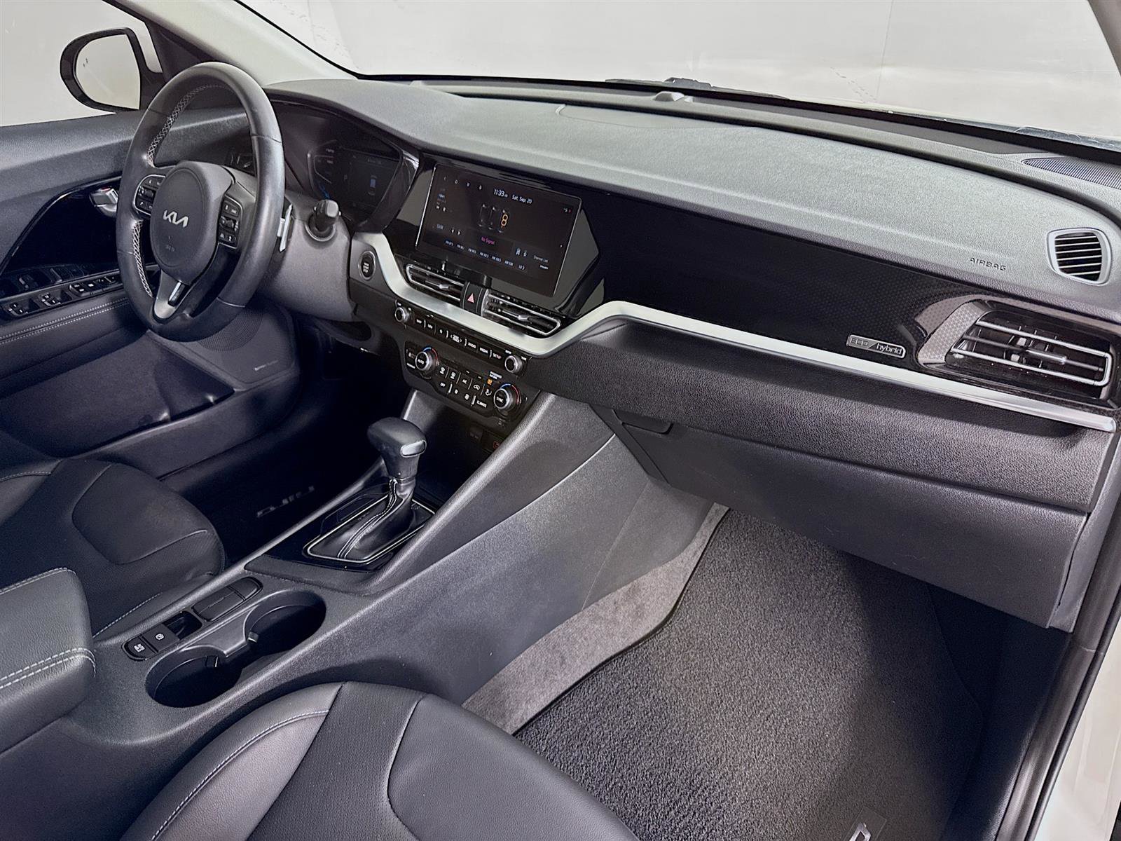 2022 Kia Niro Touring Special Edition photo 27