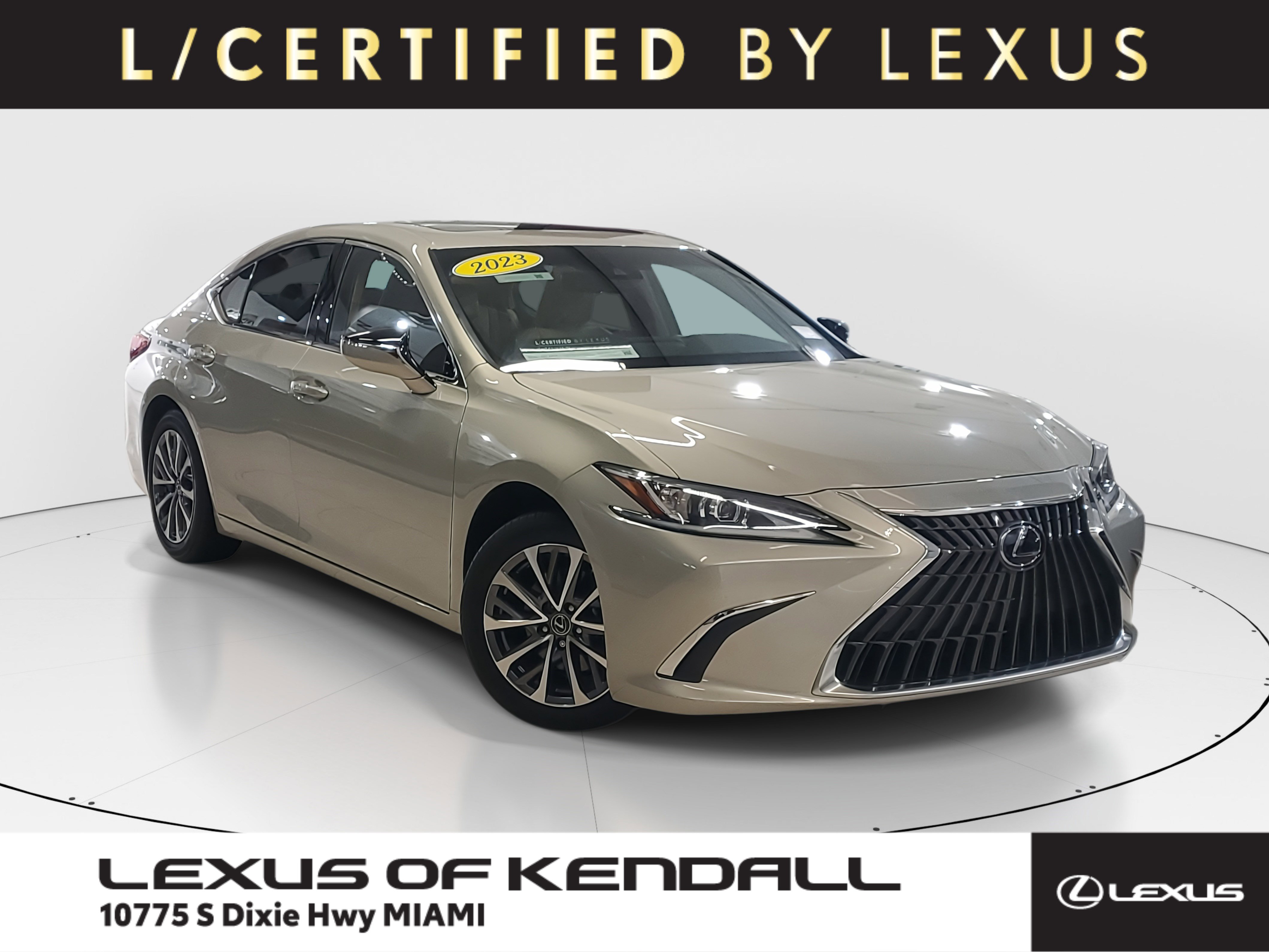 2023 Lexus ES 350's photo