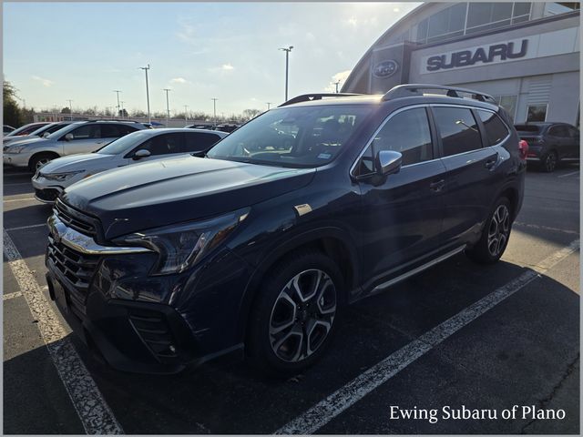 2023 Subaru Ascent Limited's photo