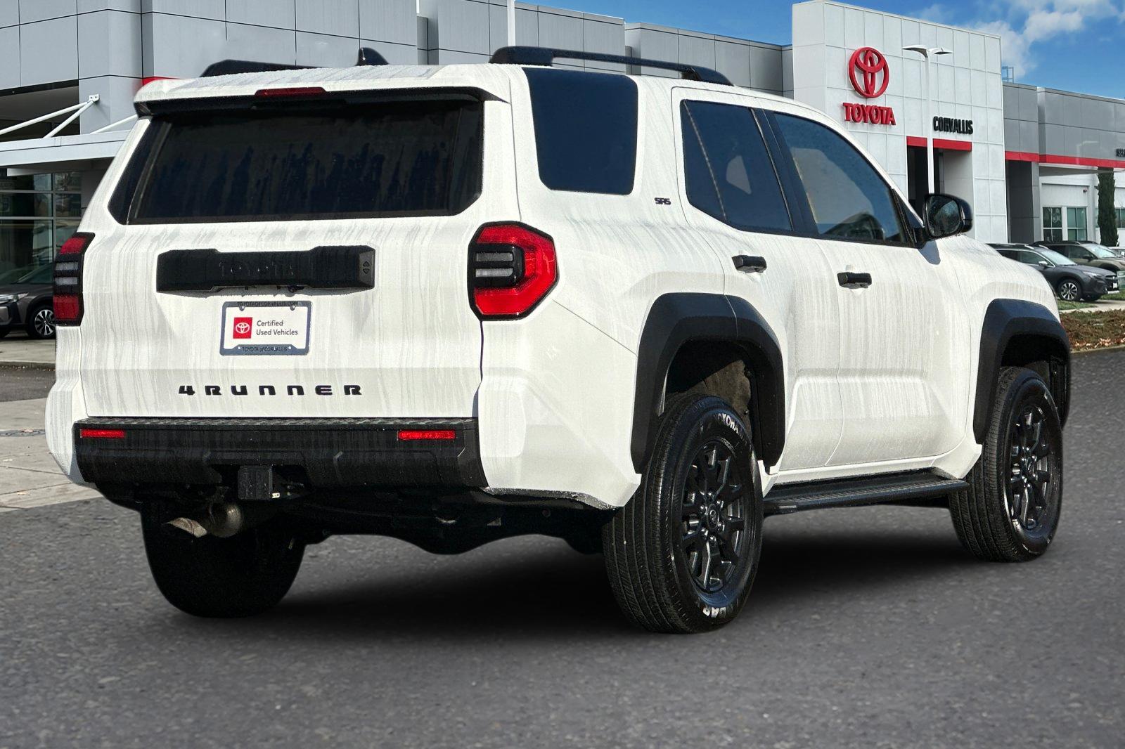 2025 Toyota 4Runner SR5 4WD photo 3