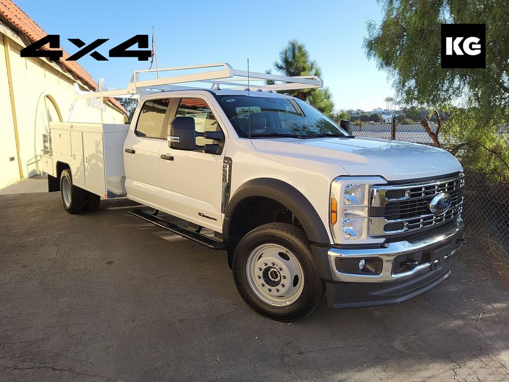 2026 Ford F-550 Super Duty Chassis Cab XL's photo