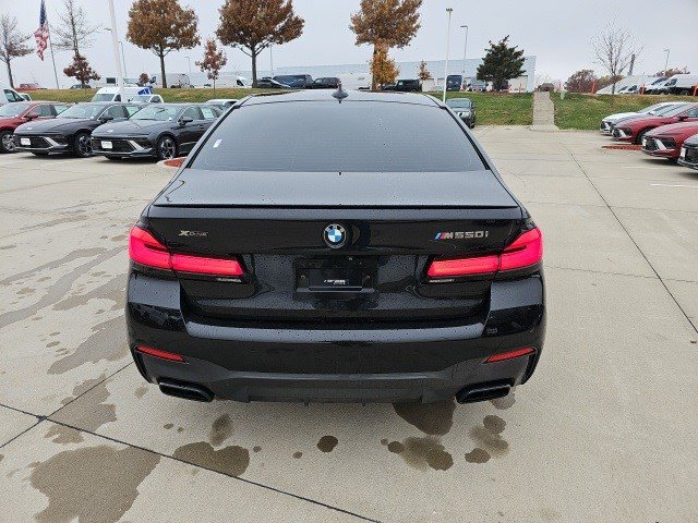 2021 Bmw M550i xDrive photo 3