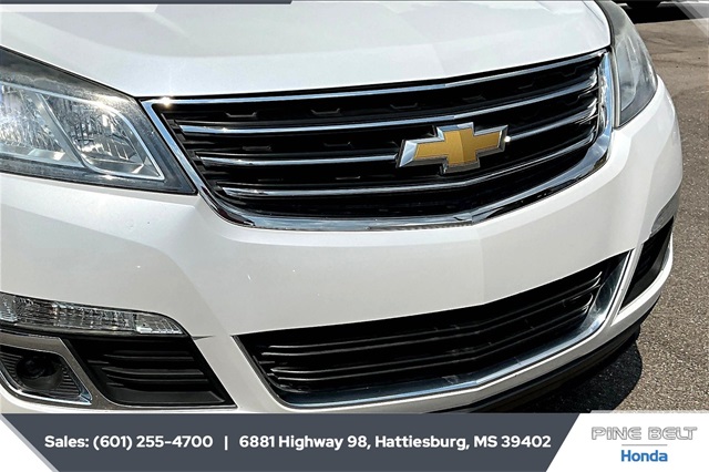2016 Chevrolet Traverse 2LT photo 19
