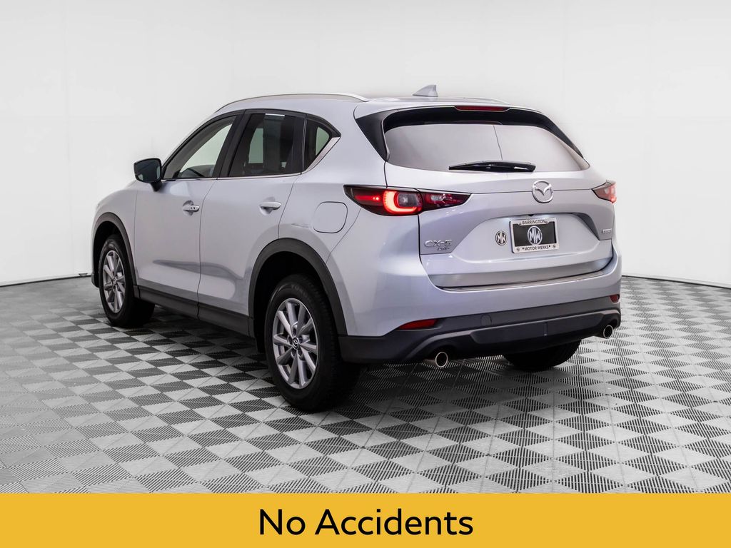 2023 Mazda CX-5 2.5 S Preferred photo 4