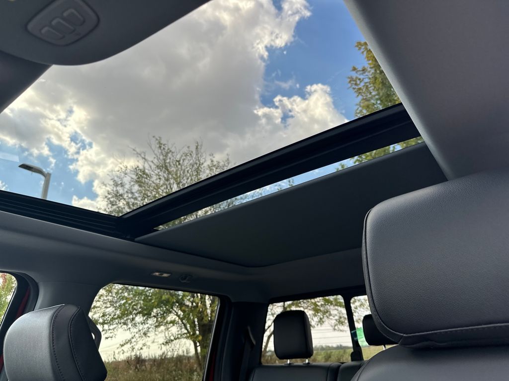2026 Ford F-250 Lariat photo 13