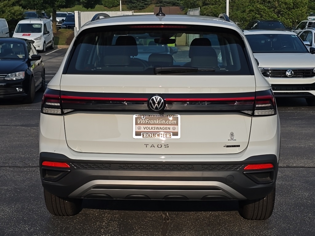 2025 Volkswagen Taos S photo 5