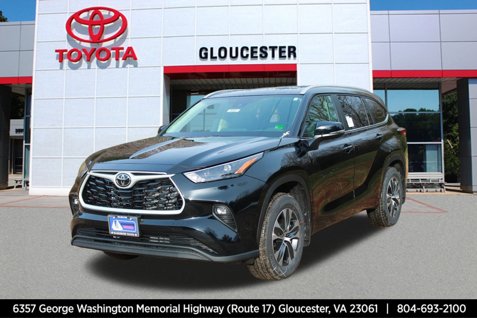 2026 Toyota Highlander XLE's photo