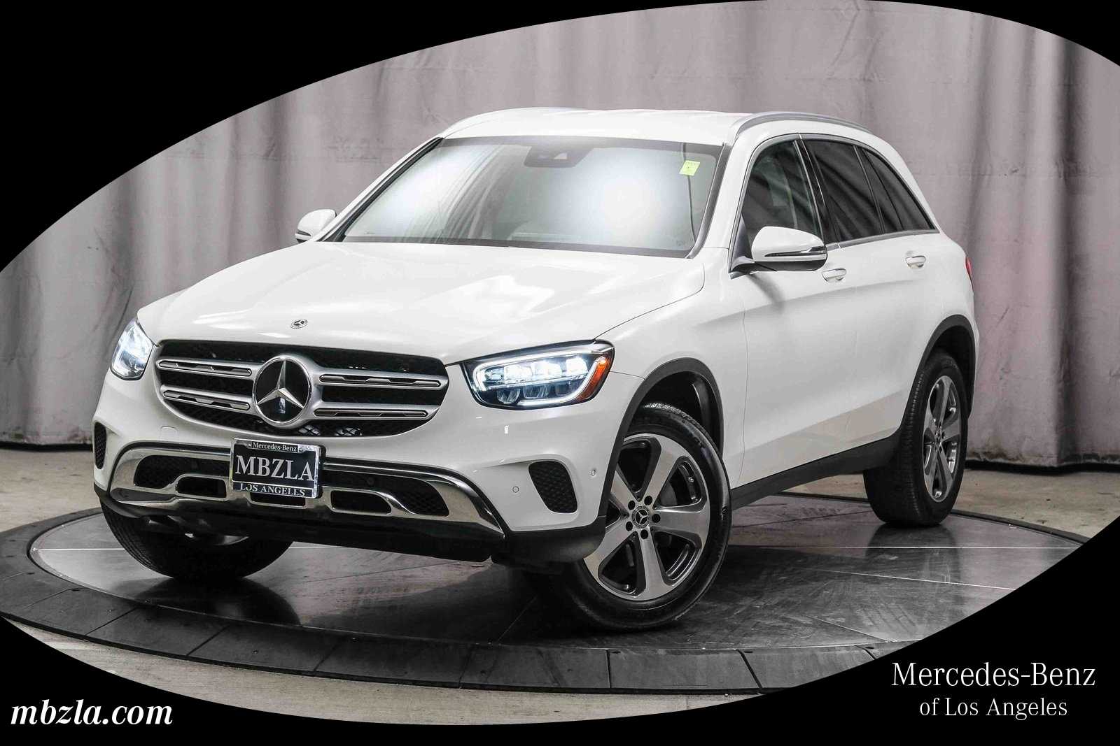 2022 Mercedes-Benz GLC GLC300's photo