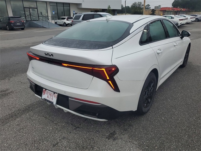 2025 Kia K5 LXS photo 2