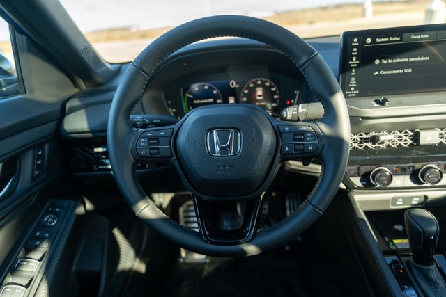 2025 Honda Accord Hybrid Sport-L photo 11