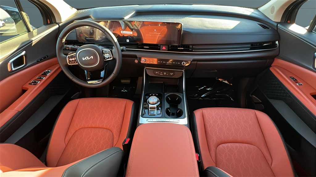 2026 Kia Carnival EX photo 3