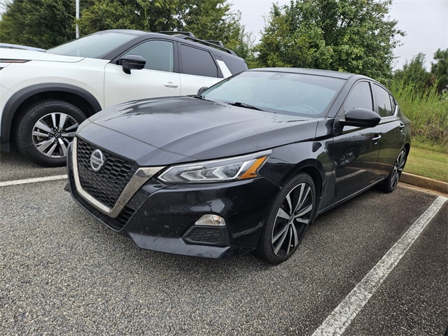 2021 Nissan Altima 2.5 SR photo 2
