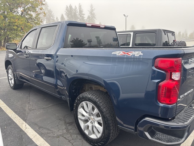 2023 Chevrolet Silverado 1500 Custom photo 4