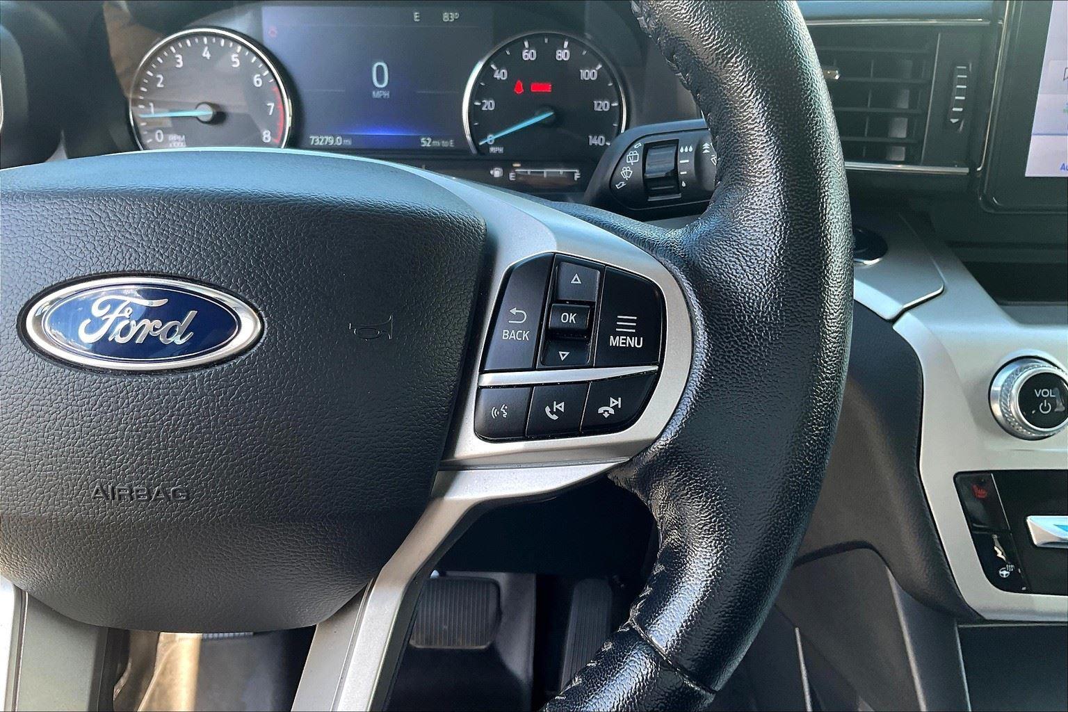 2022 Ford Explorer XLT photo 16