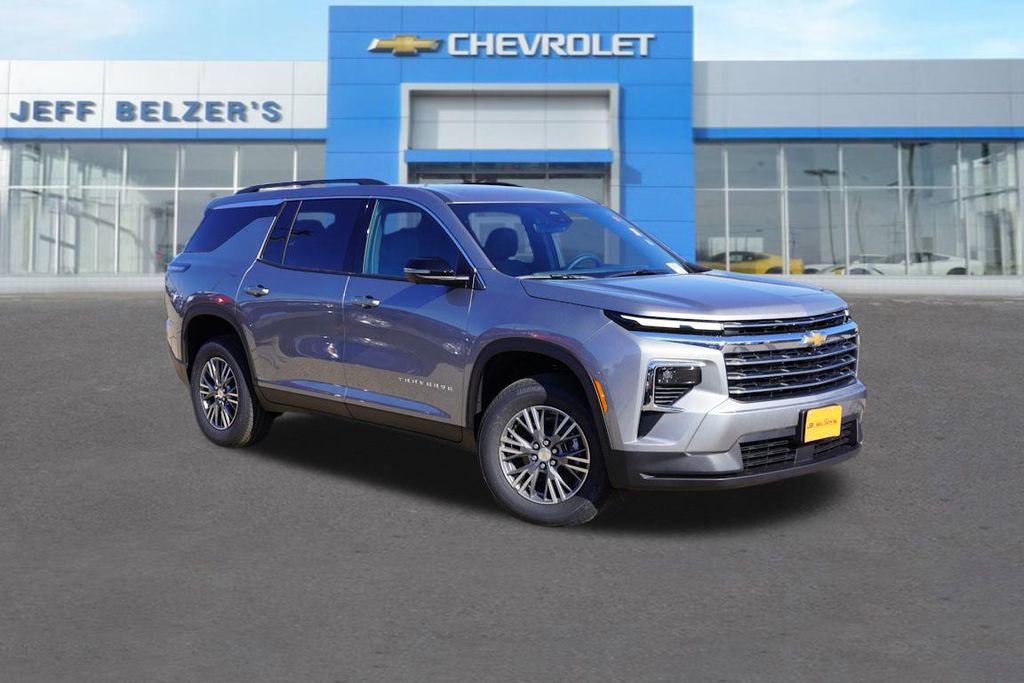 2026 Chevrolet Traverse LT's photo