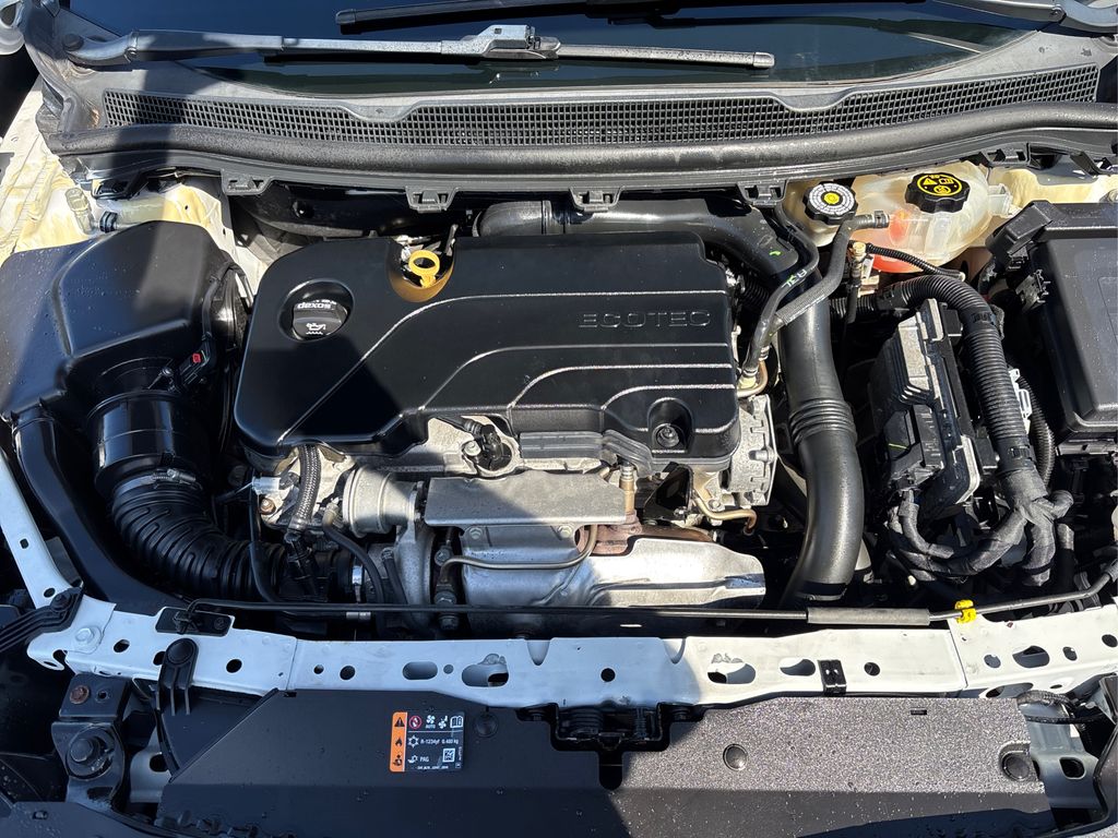 2019 Chevrolet Cruze LS photo 12