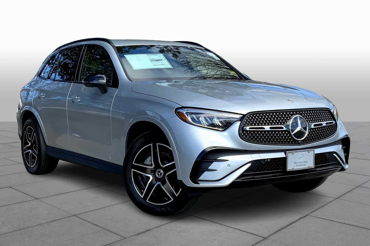 2025 Mercedes Benz GLC 300 4MATIC photo 2