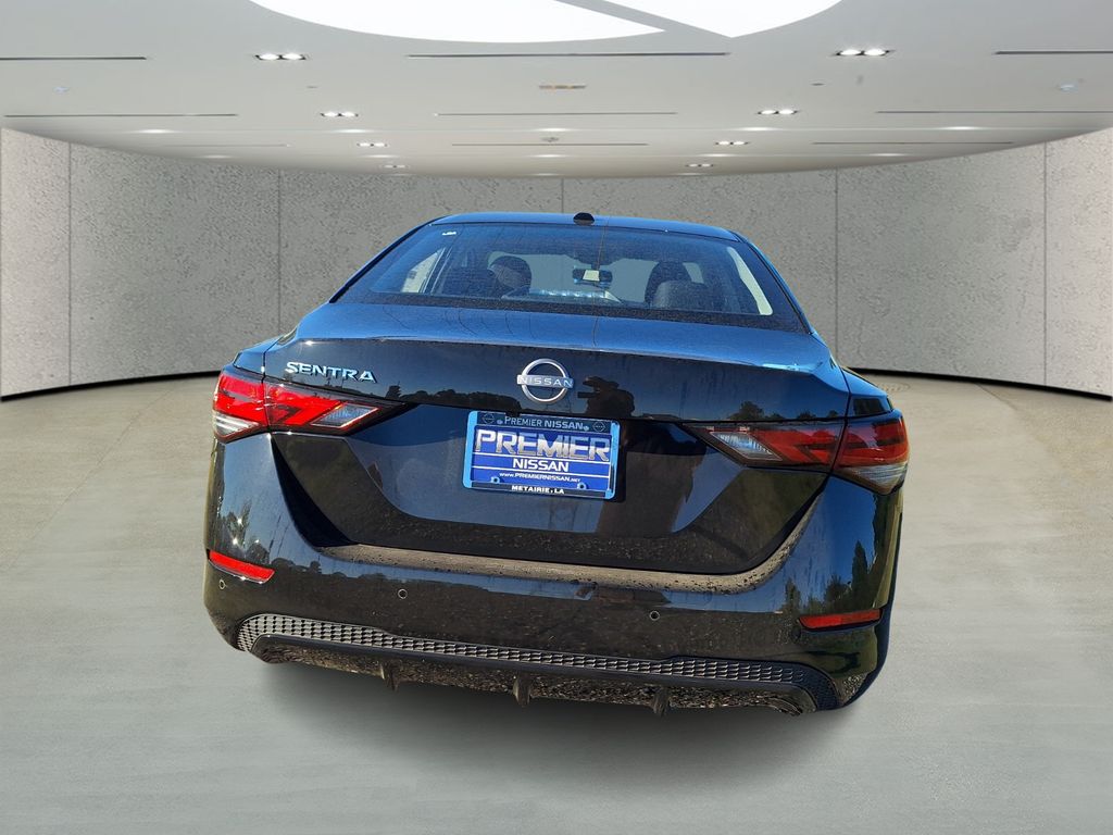 2025 Nissan Sentra SV photo 4