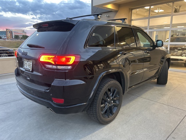2022 Jeep Cherokee Laredo X photo 3