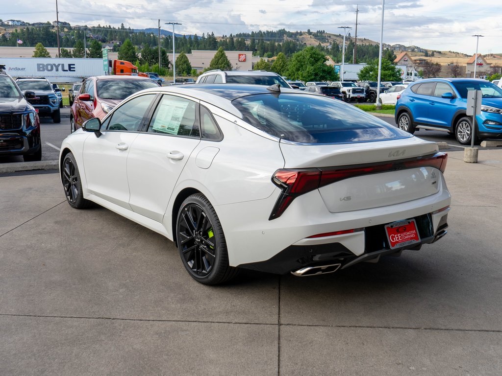 2026 Kia K5 GT photo 3