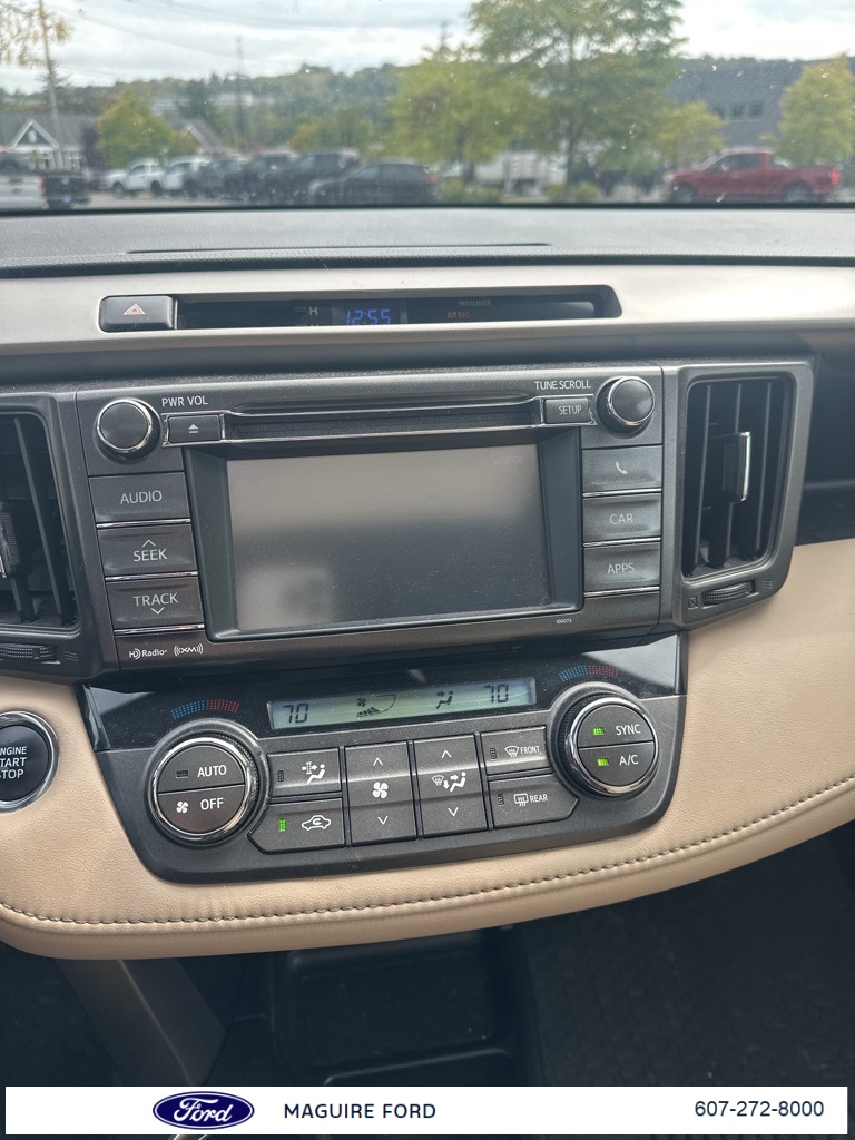 2013 Toyota RAV4 Limited photo 11